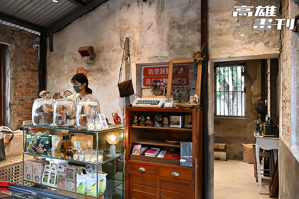 與糖面室販售「打GO嚴選」小農商品，透過實體通路讓更多人認識高雄在地優質產品。(攝影/Carter)