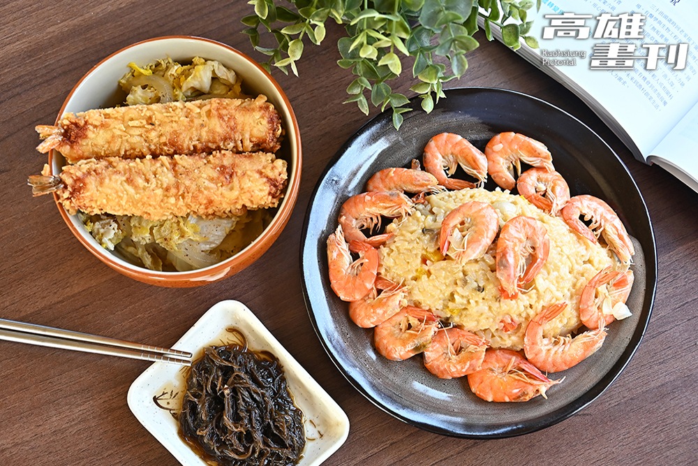 無論是海味炸物、名廚聯名料理，餘香咖啡夥伴透過自家食材研發出美味料理，吸引顧客駐足消費。(攝影/Carter)