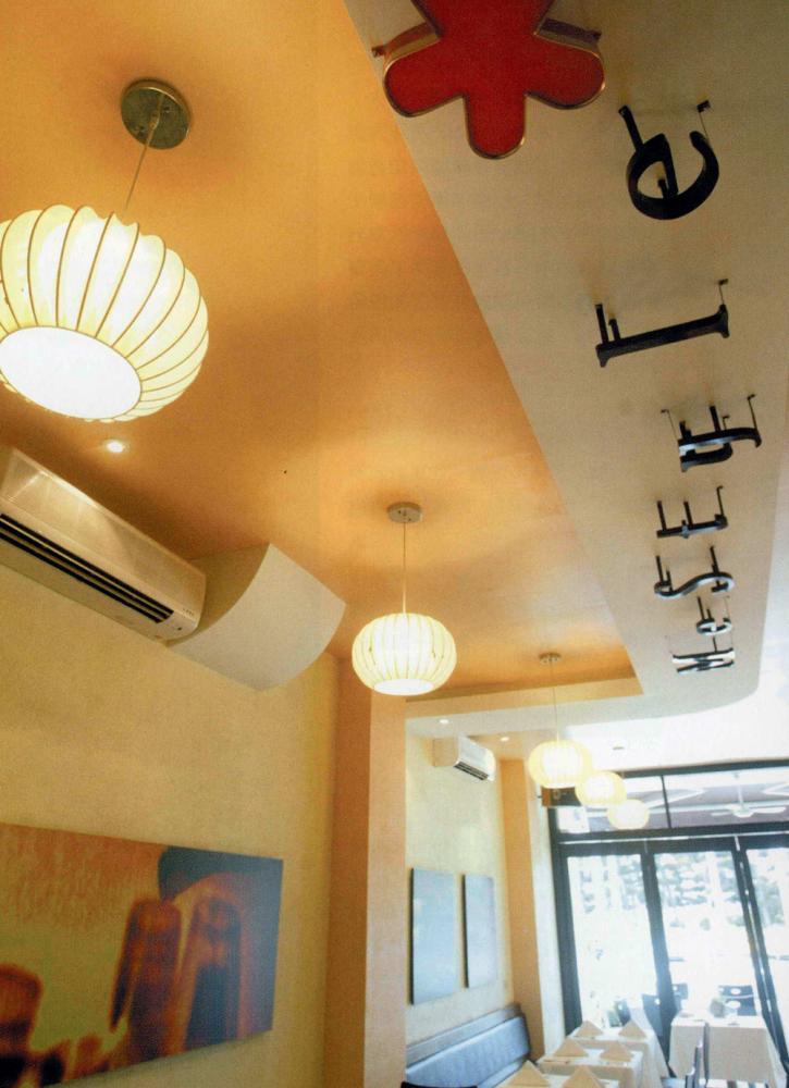 米世代中法料理店裡，揮別華麗法國風，以清新具時代感設計，呈現他們心中新式法國料理創意。