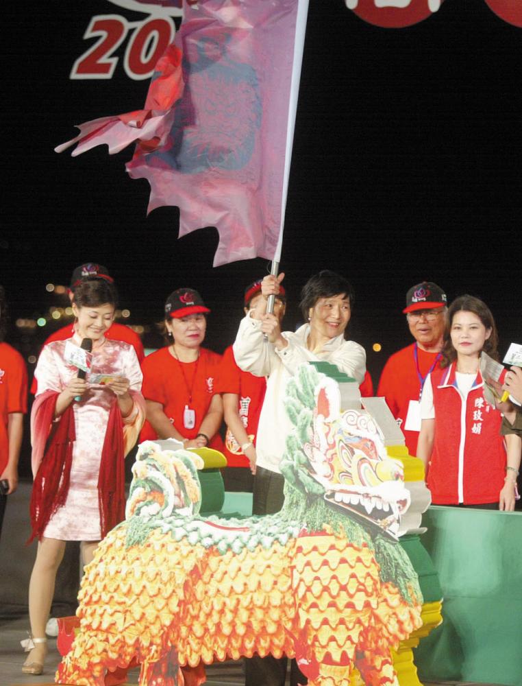 葉菊蘭代理市長期盼將高雄左營萬年季系列活動傳送到全國。