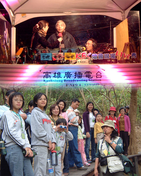 大型活動晚會或是社區內柴山導覽，都有高雄電台陪伴的身影。（圖/高雄廣播電台提供）