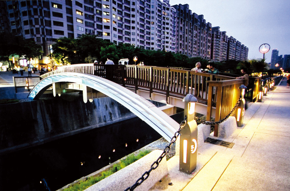 Riverbank Community