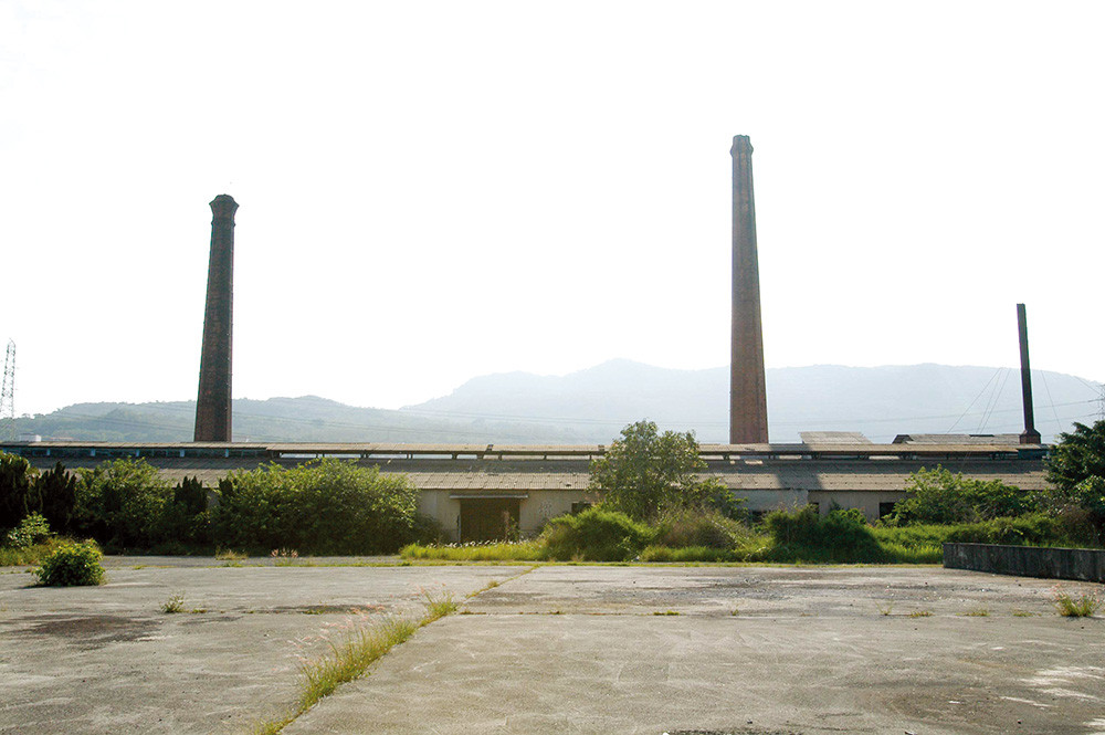 Kaohsiung City Government planned to renovate the surrounding area in order to attract visitors to stroll in the Chungtu Area.