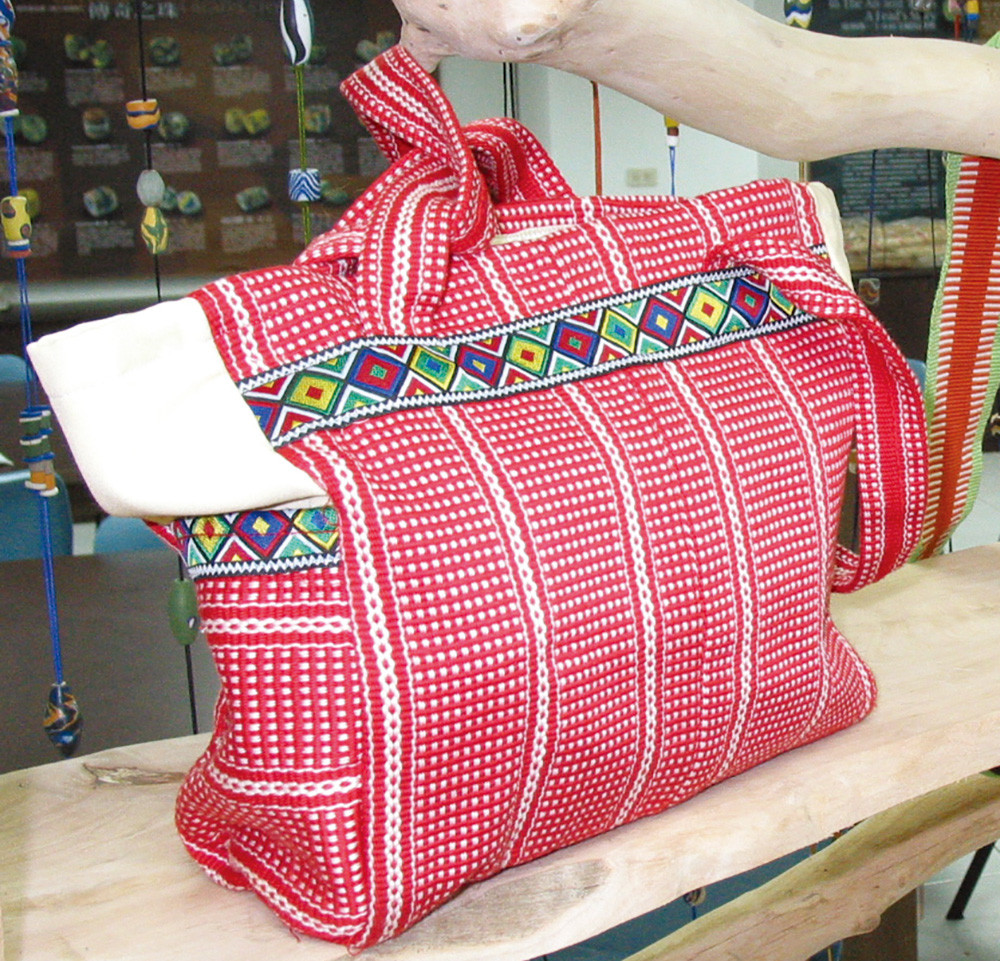 The Amazing Weaving Skills