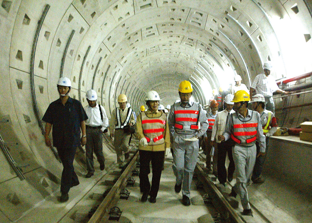 泰籍勞工朋友是讓高雄捷運工程順利進行的一大助力，高雄捷運預定於今年10月底達成紅線R3-R8通車目標。(照片提供／高雄捷運股份有限公司)
