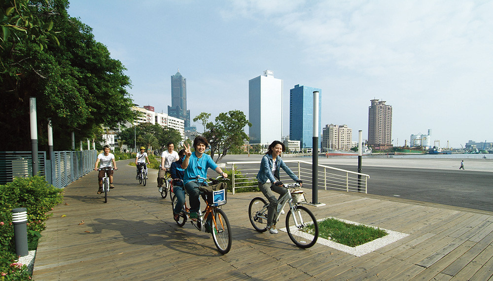 West Side Harbor Line Bike Path