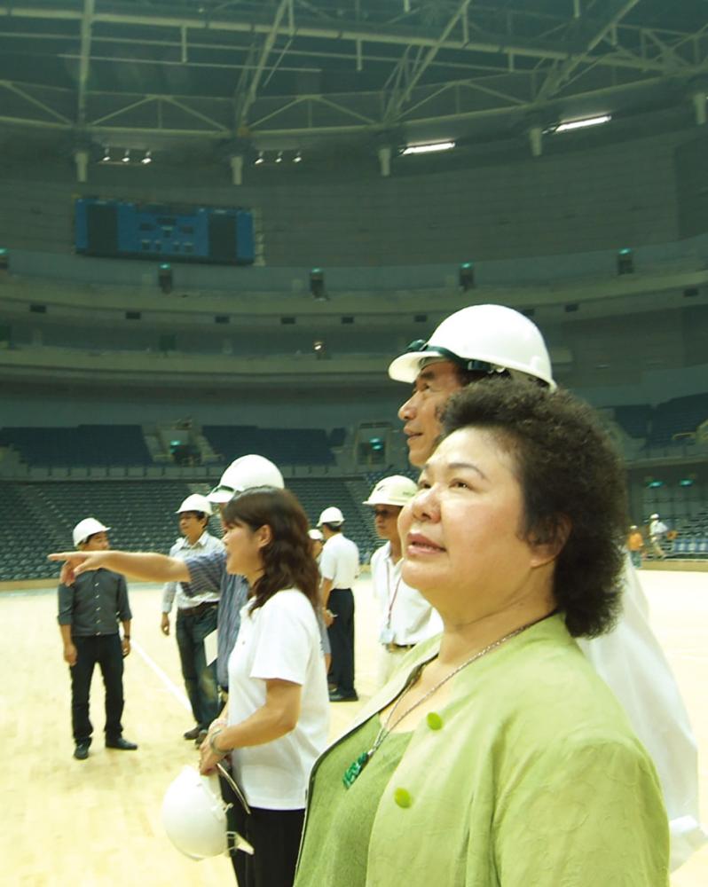 On behalf of the citizens of Kaohsiung, Mayor Chen would like to thank every one who participated in Kaohsiung Arena project from the bottom of her heart.