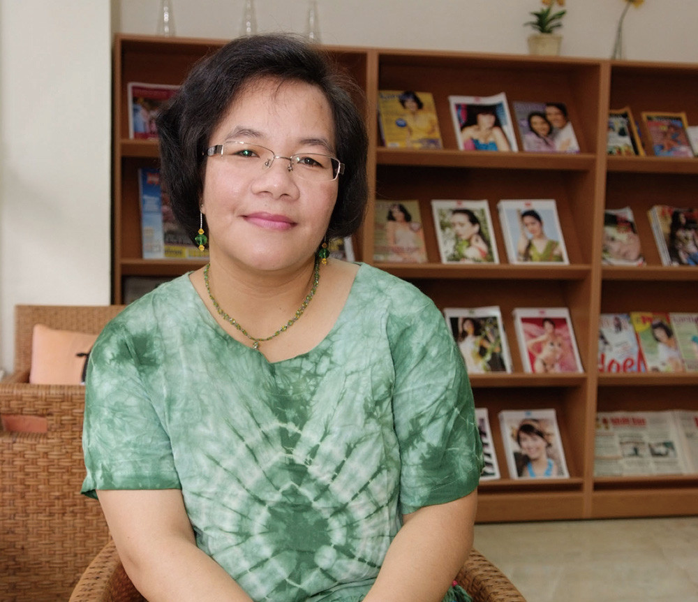 Elisabeth, who loves to help others solve their issues, always encourages newcomers to visit the center in order to utilize the equipment to learn and engage in more activities and events.