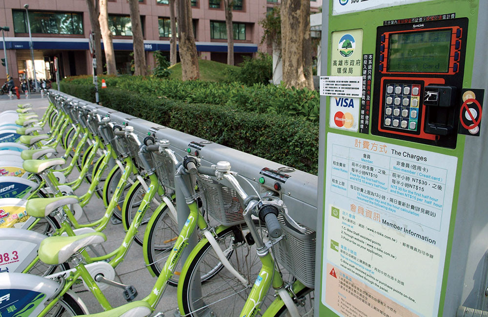 Free Admission for Kaohsiung Buses and Public Bikes during Major Holidays in 2010