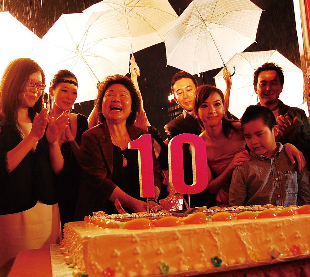 Mayor Chen Chu celebrates the 10th anniversary of the Kaohsiung Film Festival.