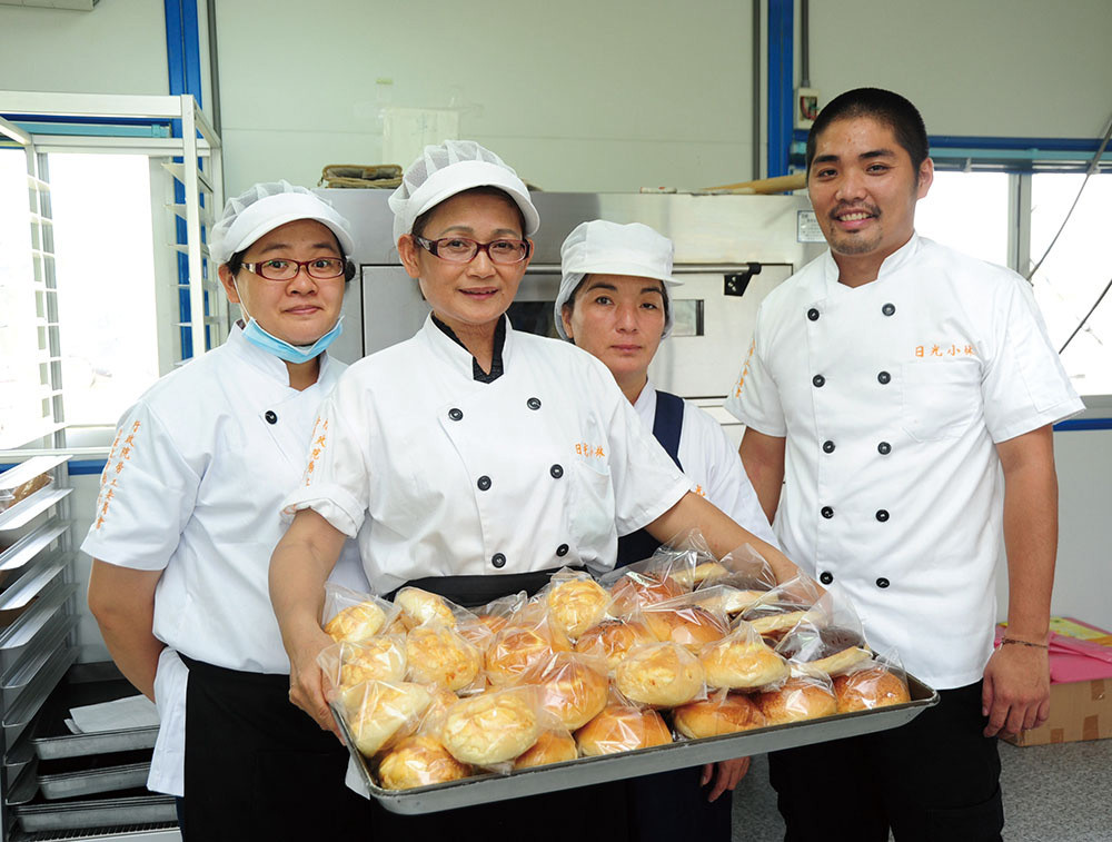 Wang Min-liang (right) and his crew