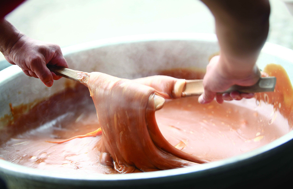 Rice cake production