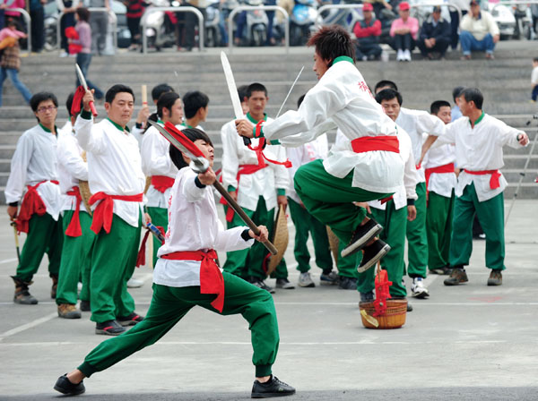 Battle arrays are an indispensable part of Taiwan\'s folk culture, rich in heroic meaning.