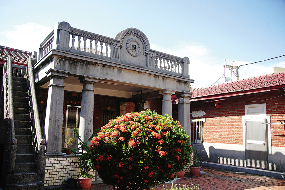 蚵仔寮小漁村