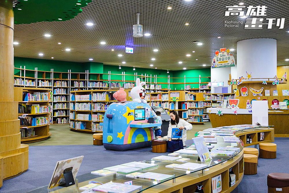 高雄市立圖書館總館B1的國際繪本中心為全臺最具指標性的繪本圖書館。(攝影/Carter)