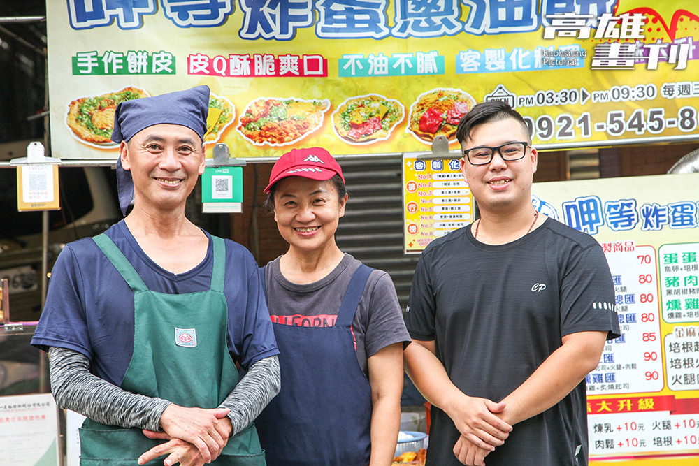 雖然辛苦，老闆從選料到製作麵皮絲毫不馬虎，堅持把最好的滋味傳遞給顧客。(攝影/李瑰嫻)
