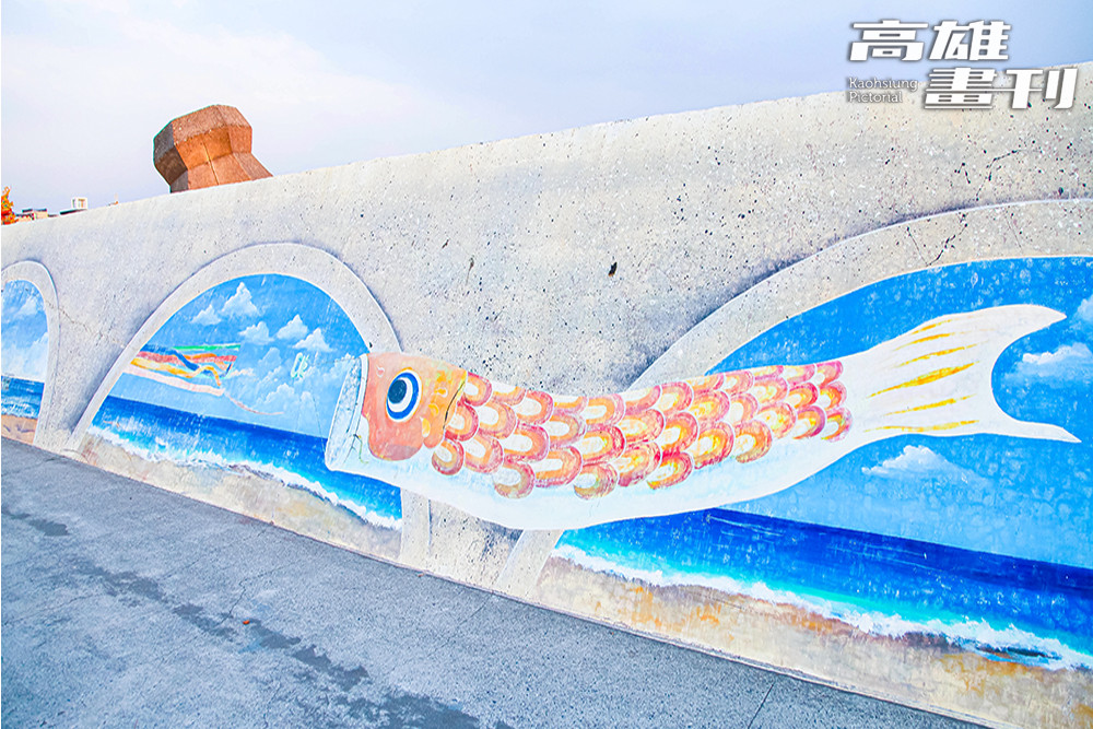 位於南寮漁港旁的海岸光廊包含海景瞭望臺、濱海大道、水岸步道、堤防步道、3D彩繪地坪等區域。(攝影/李芷姍)