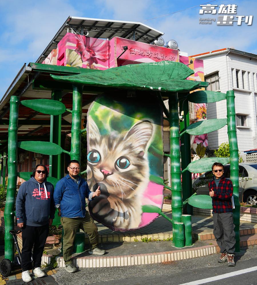 甲仙貓元年的重要推手：甲仙形象商圈促進會顧問黃琮駿、甲仙形象商圈促進會理事長林瑋凌、甲仙區公所經建課蔡佳成課長（由左至右）。(攝影/Cindy Lee)