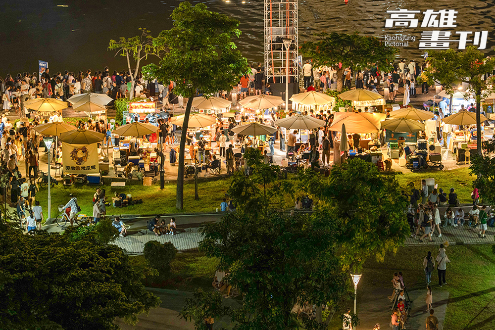河東路與河西路的專屬市集，邊逛邊吃，享受悠閒夏日時光。(攝影/黃敬文)