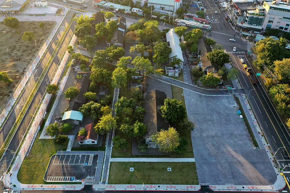 園區保存多元地景風貌，化為開放式的公園。（圖片提供／高雄市政府文化局）