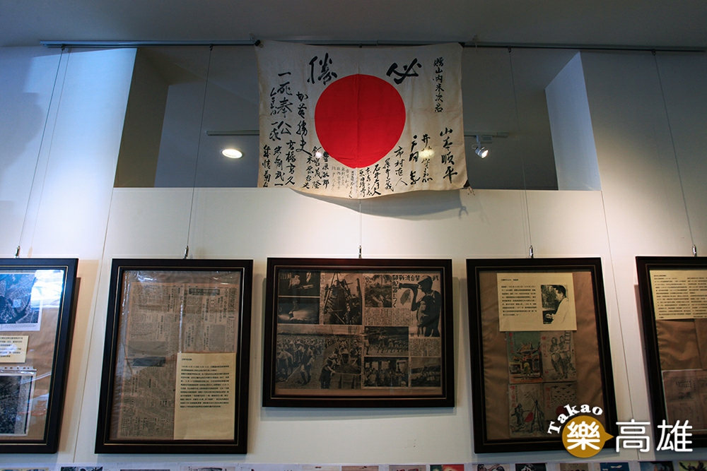 文史類展覽由文物收藏家的大哥負責。（攝影/曾信耀）