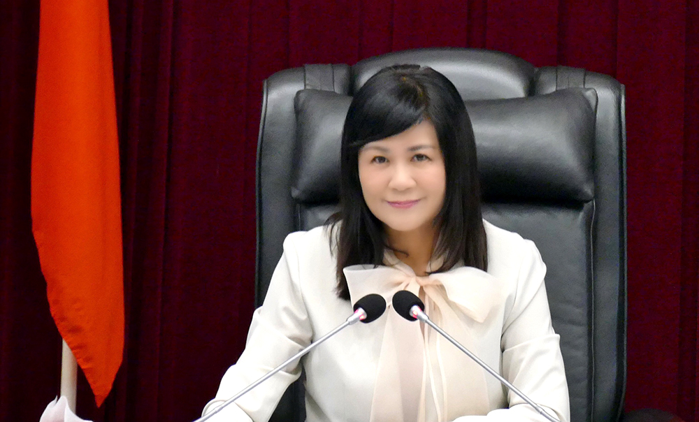 高雄市議會副議長陸淑美，希冀發揮議會的力量，以科技帶動城市轉型。（圖片提供/高雄市議會）
