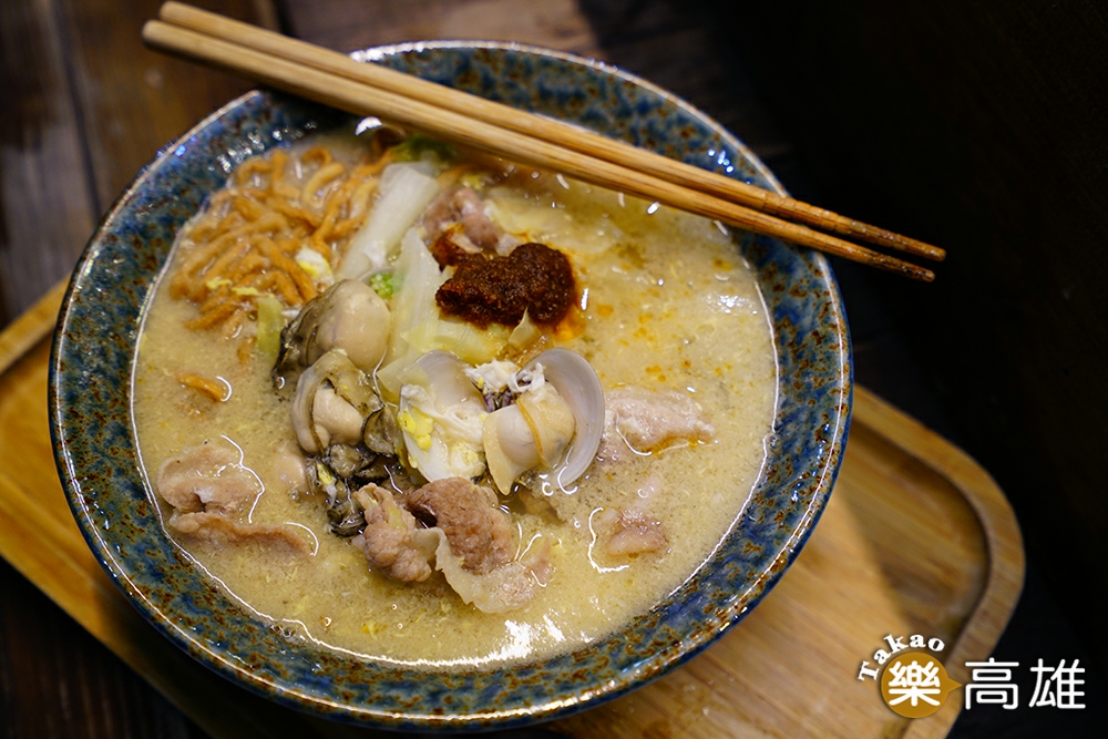 老闆每天到市場挑選新鮮食材，以餵養家人的心情煮一碗充滿誠意的家常味。（攝影/Cindy Lee）