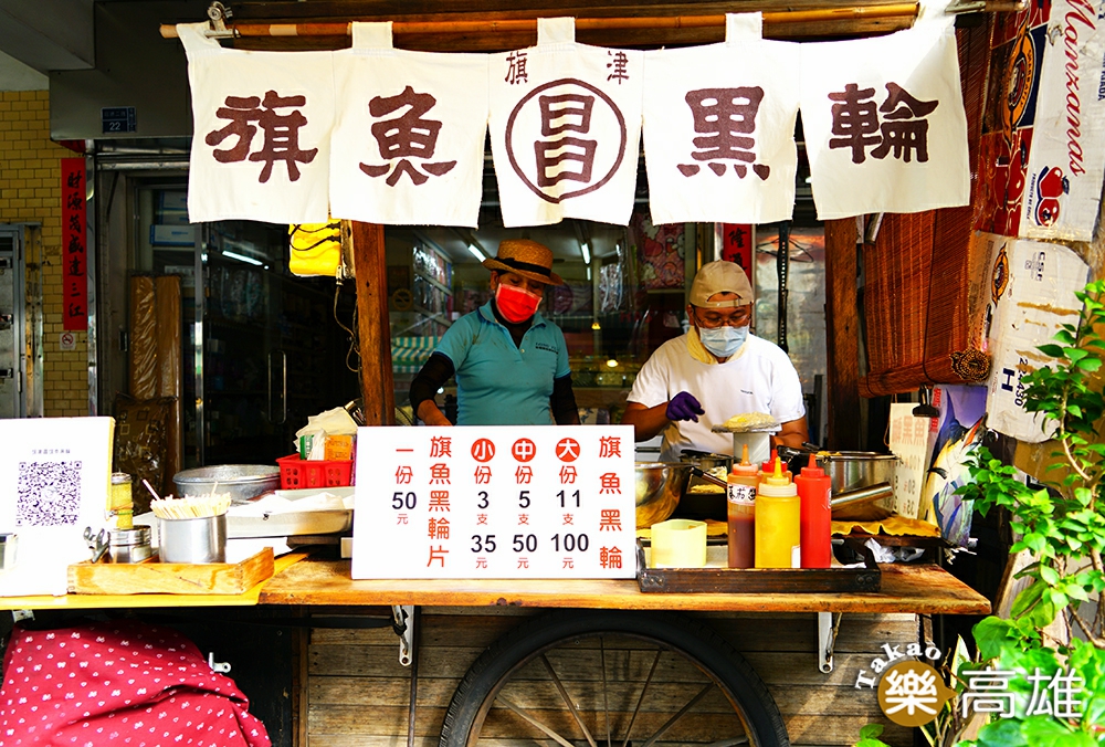 掛上暖簾的木製手推車小巧可愛，頗有日式屋台的人情味。(攝影/Cindy Lee)
