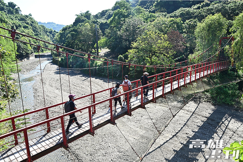 從金興吊橋遠眺，沿途風景盡收眼底。(攝影/Carter)