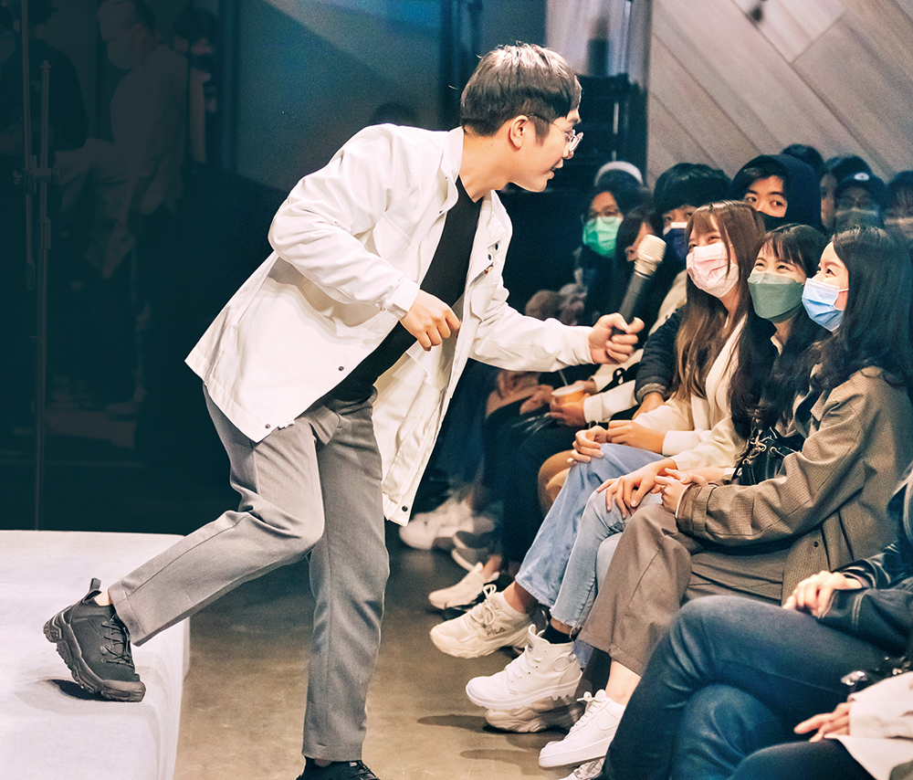 Photo courtesy of Takao Comedy Bay