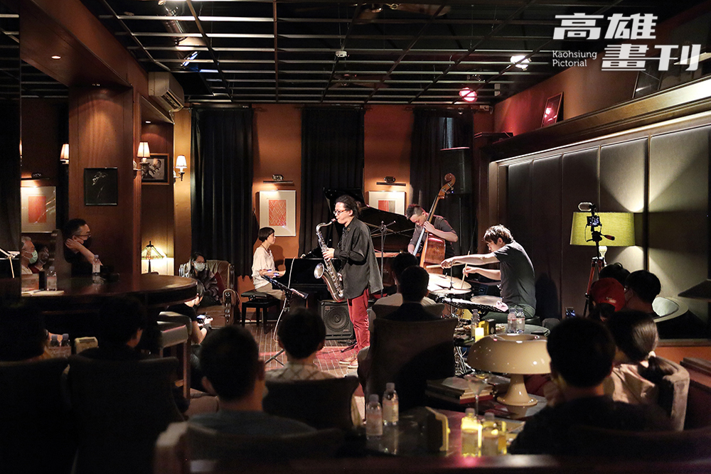 「馬沙里斯爵士酒館」是高雄第一間以爵士音樂為主體的酒吧。(攝影/Carter)