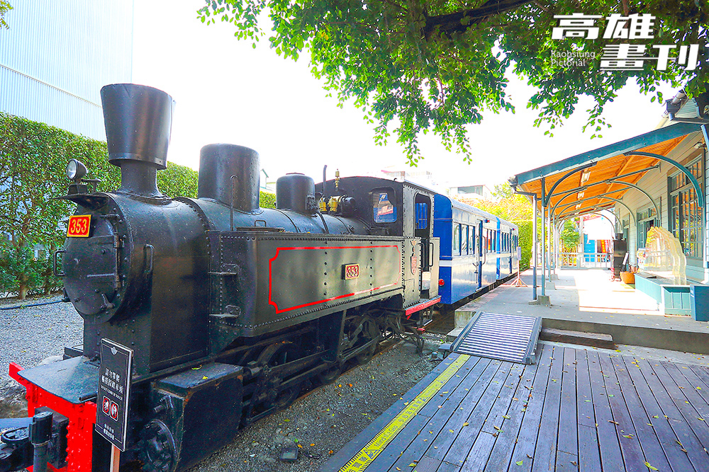 過去奔馳在旗尾線的旗字353號比利時蒸汽火車，讓參觀者仿彿回到了當年旗尾線的懷舊時光。(攝影/Carter)