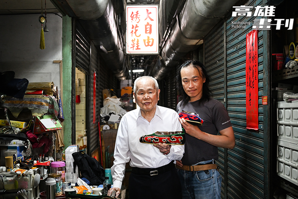 今年87歲的陳仲和現在已經不再製鞋，手藝傳承交予兒子打理。(攝影/Cartar)