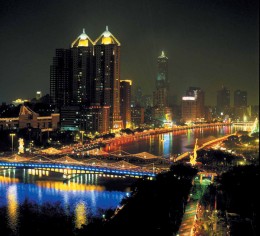 愛河河岸景觀改造成功經驗，是高雄市民的驕傲。