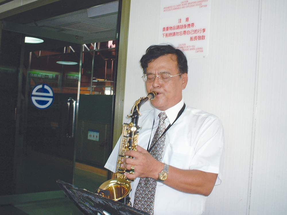 陳深景賦予台灣爵士民謠新風貌。 陳深景賦予台灣爵士民謠新風貌。