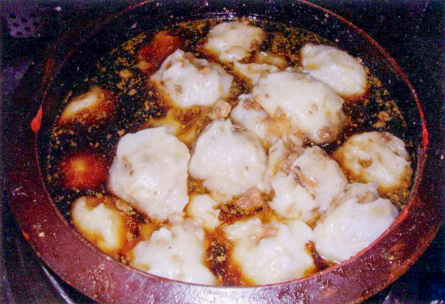 肉圓嫂的肉圓是許多老顧客懷念的味道。 肉圓嫂的肉圓是許多老顧客懷念的味道。
