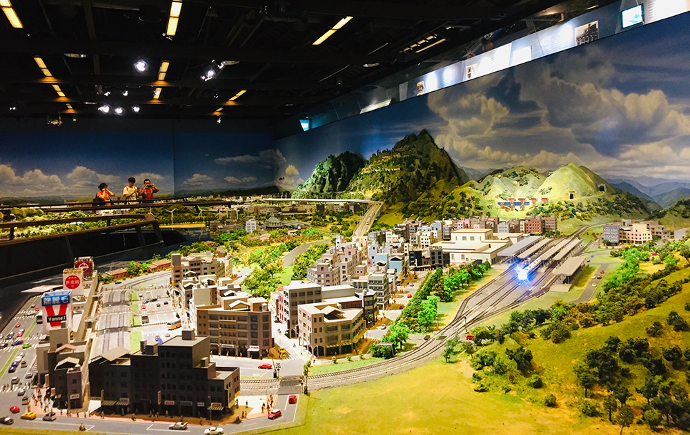 臺灣第一座鐵道模型博物館，還原昔日的鐵道景色。