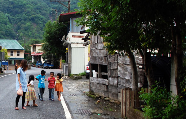 年輕的原住民返鄉，也讓原鄉有了新的活力。(圖/非非攝)