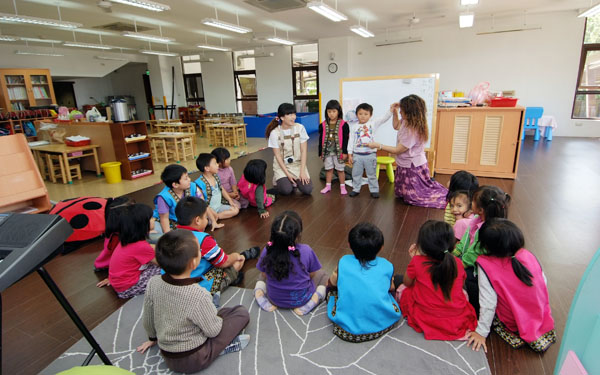 美麗新校園讓學生們都更喜歡上學了！(圖/鮑忠暉 攝)