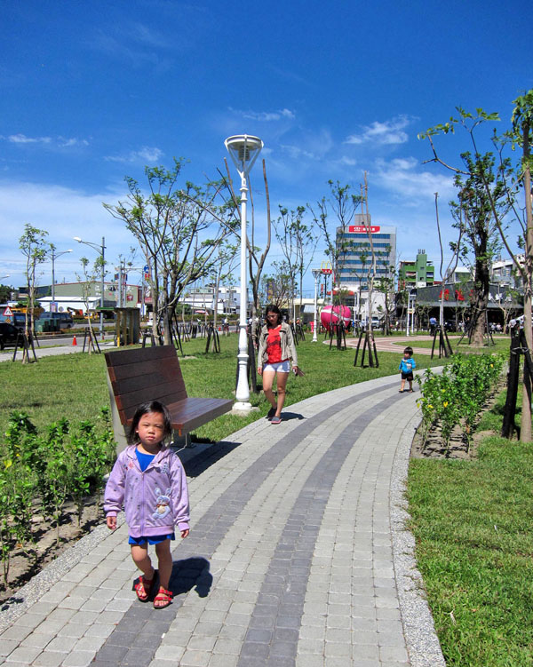 林園區十號公園完工後提供當地居民優質的休憩空間。（圖∕鮑忠暉 攝）