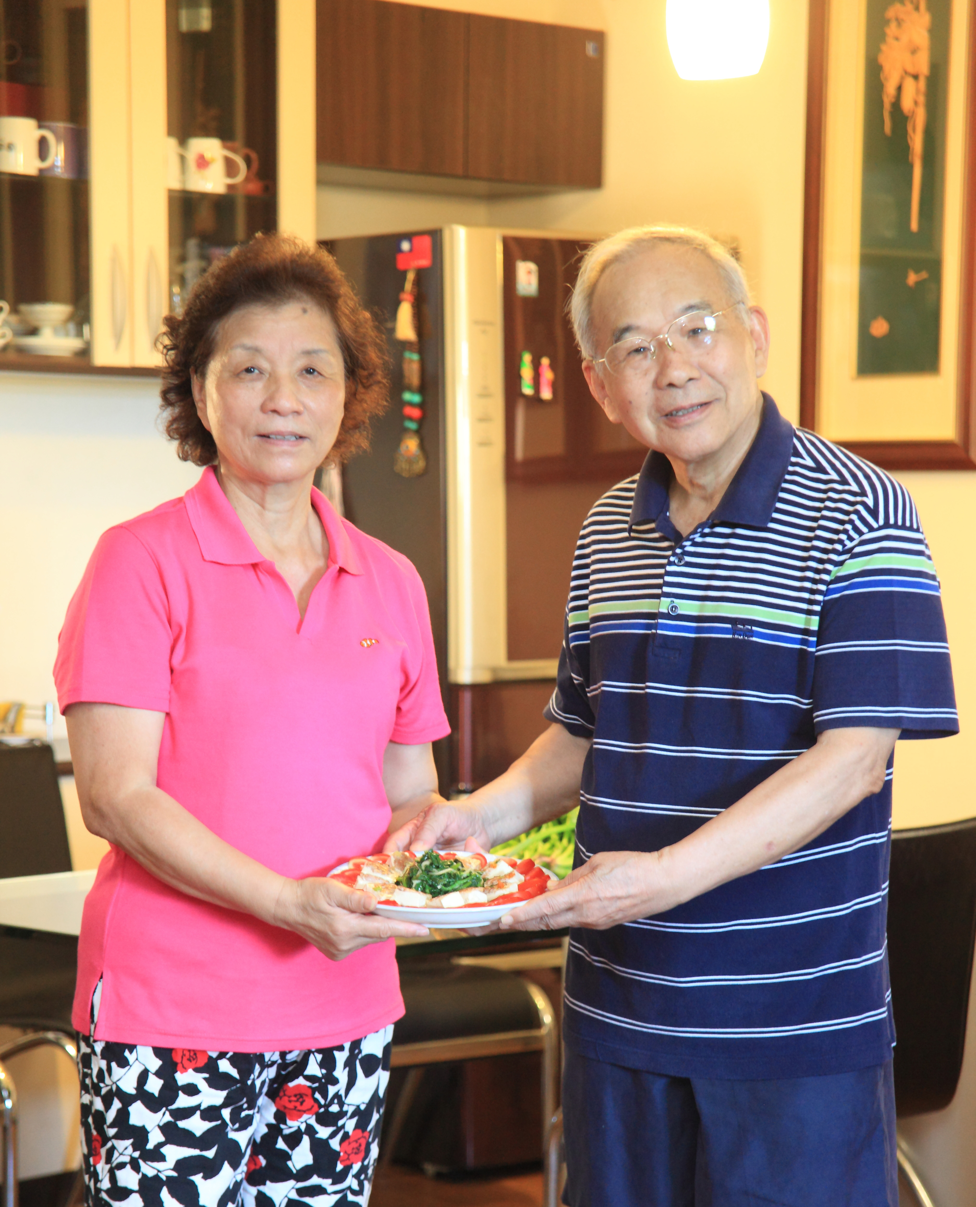 釀豆腐的好滋味，連結了朱莉莉家人的共同記憶。（圖∕高雄市政府文化局 提供）