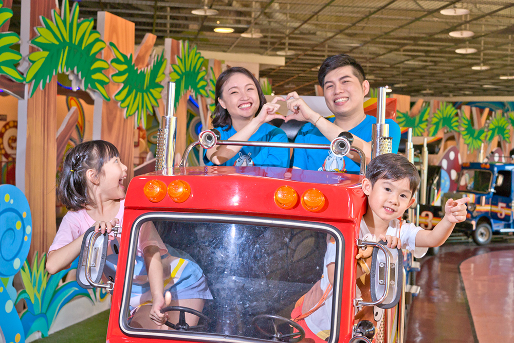 遊樂園中除了冒險刺激的設施，也有適合親子歡樂的童趣體驗。（圖片提供／義联集團）