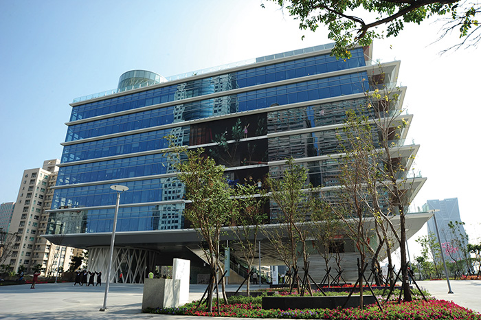高雄市立圖書館總館 Kaohsiung Main Public Library