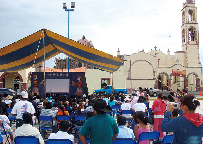 Yung Shing Le Shadow Puppet Troupe