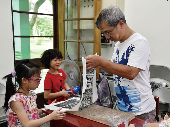 Touring Historical Zuoying's Old Fongshan City