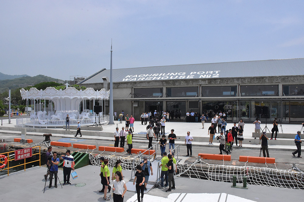 Jhan-2 Warehouse Ferry Station Makes its Debut