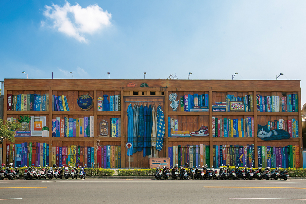 Weiwu Village's Captivating Mural Paintings