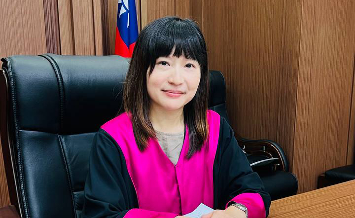 溫柔而堅定—檢察官鄭子薇以行動喚醒發聲的勇氣