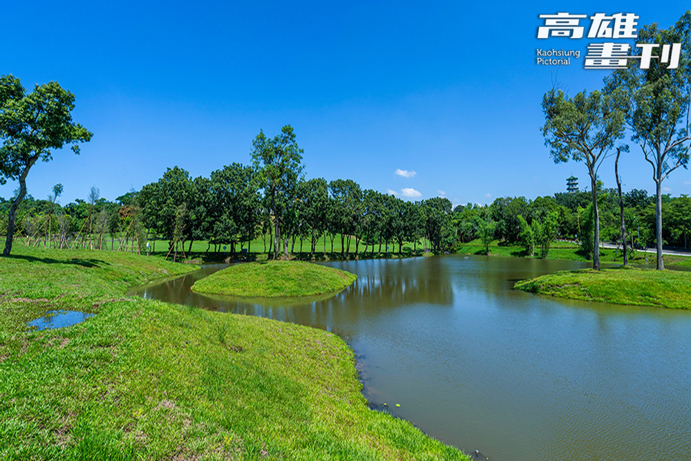 高雄果嶺自然公園是城市中難得的大片綠地，充滿生機，來這裡休閒踏青之餘，也需要大眾共同守護這片綠意。(攝影/黃敬文)
