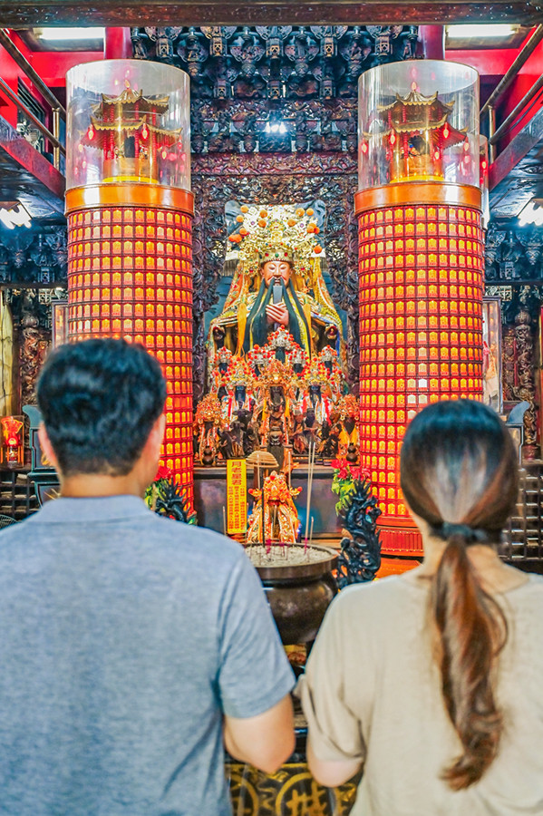 Kaohsiung Xiahai City God Temple (Photo by Carter)